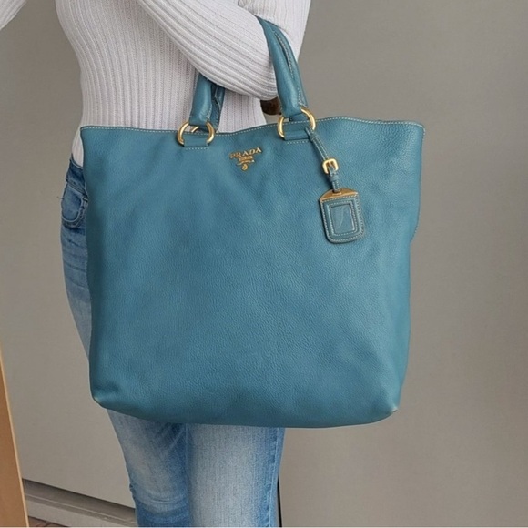 Prada Vitello Daino Marine Leather Bag - Picture 2 of 8